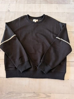 P Cill Black Top with Pearl Accent