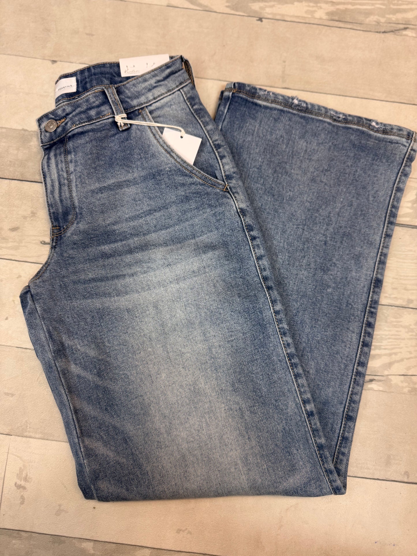 KanCan Essentials wide leg trouser