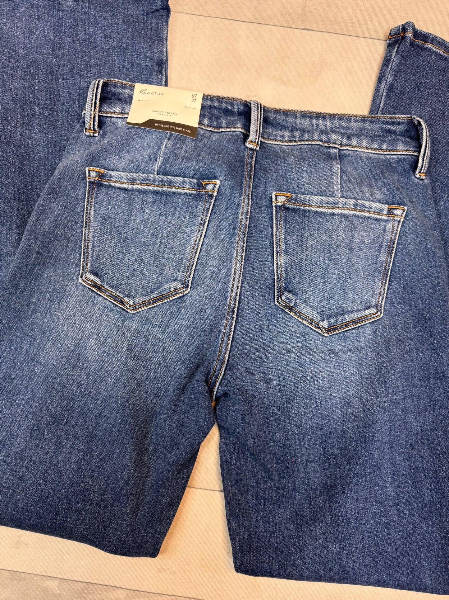 KanCan Petite Mid Rise