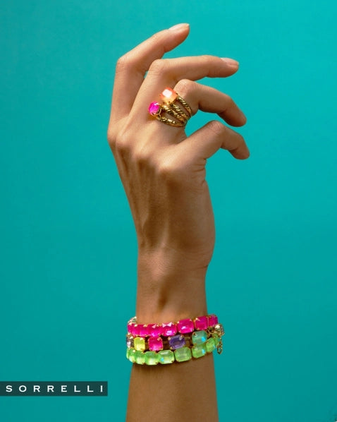 Sorrelli's 7 inch Easton Emarald Cut Stretch Bracelet