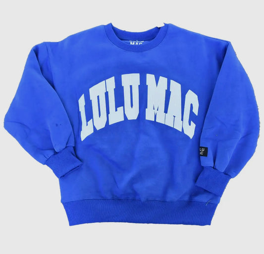 Lulu Mac Royal with white puff