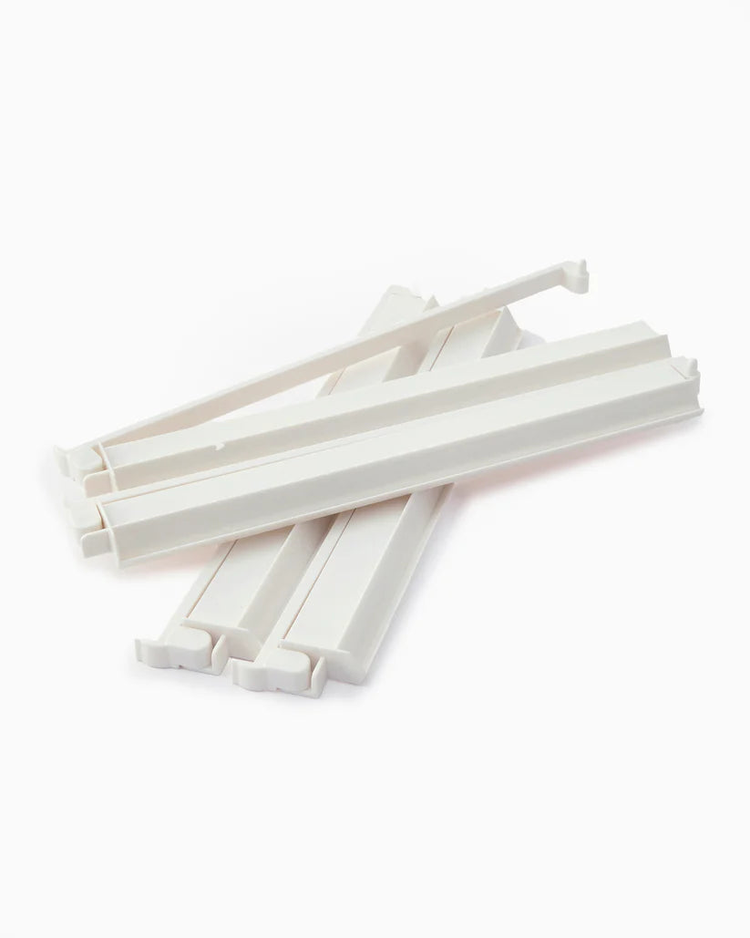 Mahjong White Acrylic Rack and Pusher Set