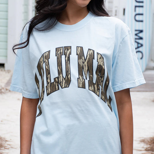 Lulu Mac light blue with mossy oak camo tshirt
