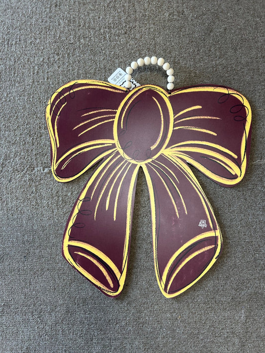 Bow Door Hanger